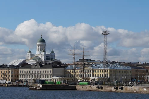 FIORDOS MAGNÍFICOS Y HELSINKI